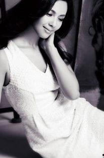 美女明星性感写真照片,揭秘明星性感写真背后的故事